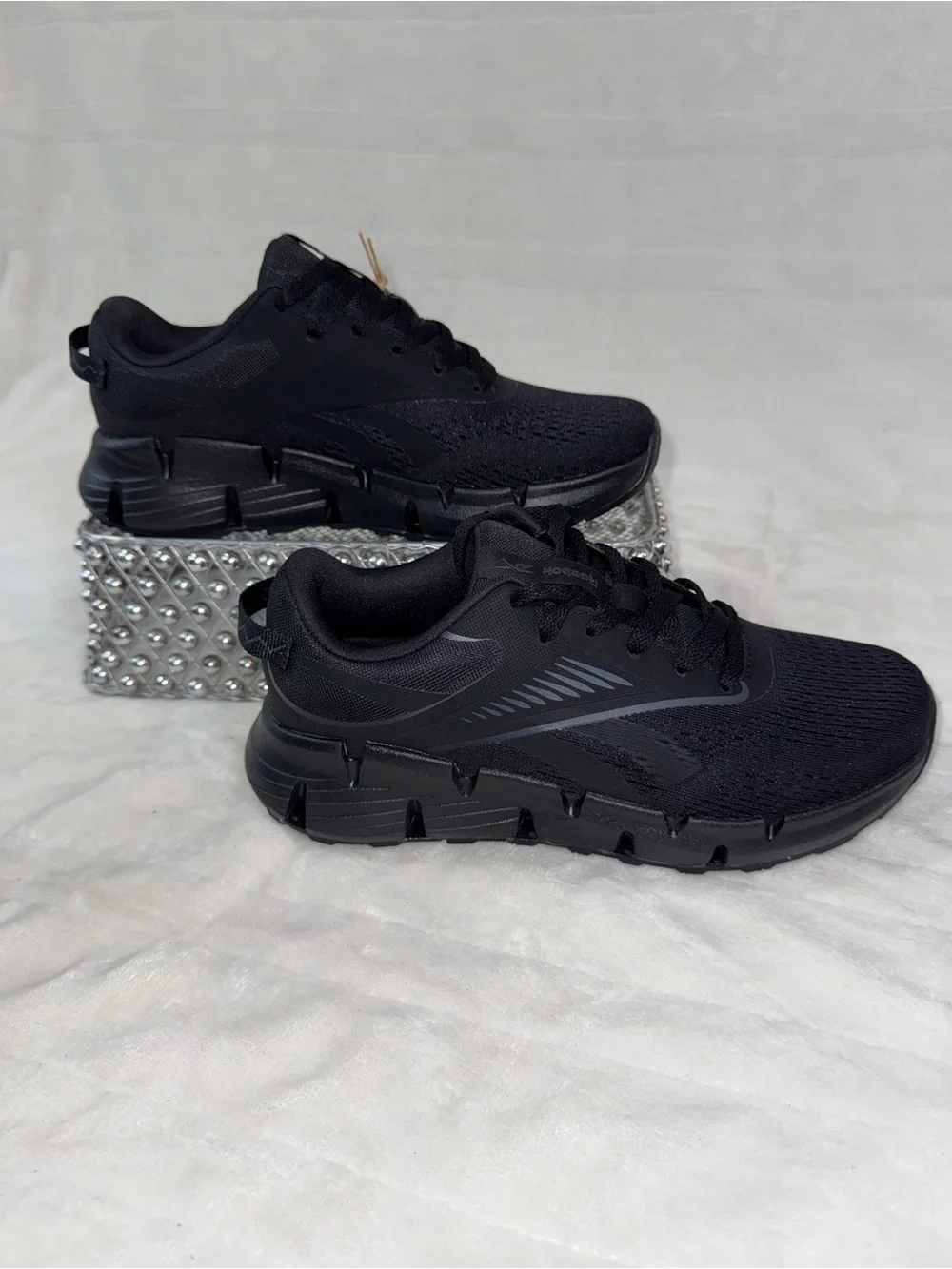 Reebok Zig Dynamica 6 Kids Black Running Shoes Sz 5Y/6.5W 100274247